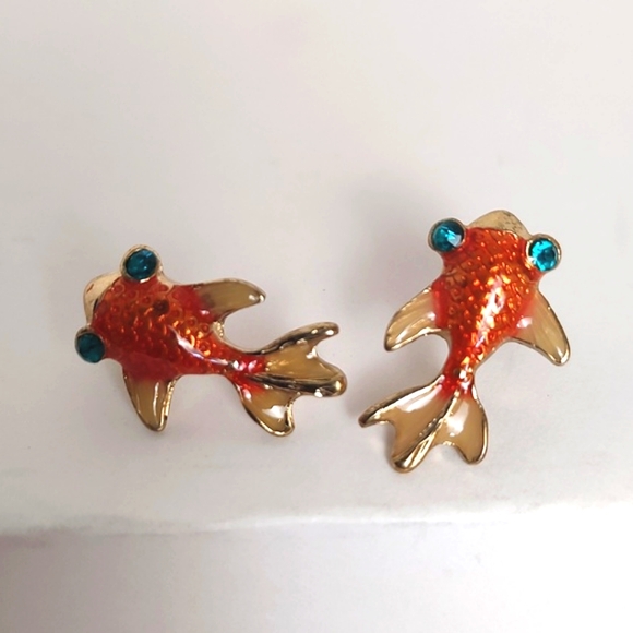 Betsy Johnson Goldfish Stud Earrings w/Rhinestone Accents - Picture 6 of 8